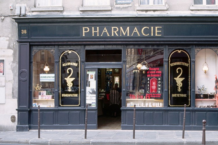 İlaç fiyatlarını düşürdü