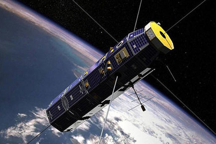 Uydu yarışı kızışıyor