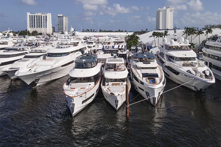 Sirena 48 Coupe ABD'de başarıyla prömiyerini yaptı