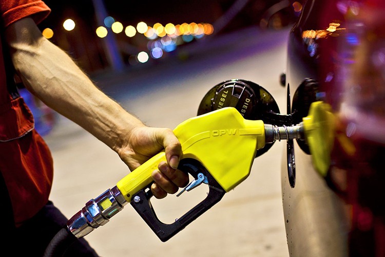 Akaryakıtta indirim