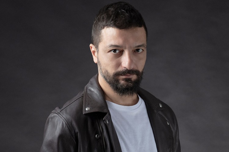 Mehmet Erdem'den Ferdi Tayfur Şarkısına Klip