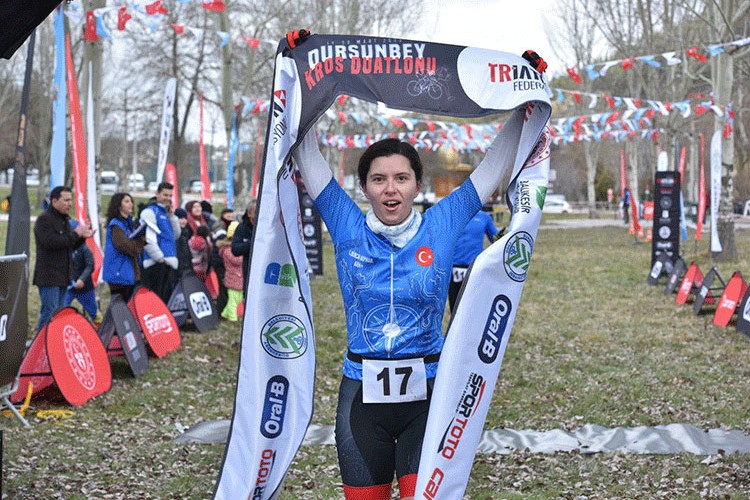 Kros Duatlon Türkiye Şampiyonası Dursunbey'de gerçekleşti