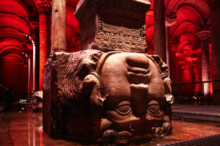 ŞEHRİN MEYDANLARI VE MÜZELERİ RAMAZAN'DA İSTANBULLULARLA BULUŞUYOR