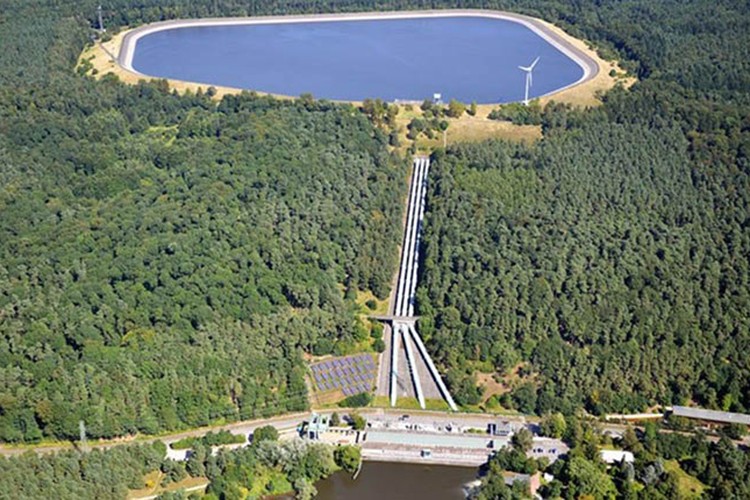 Pompaj depolamalı HES'lerde büyük potansiyel var