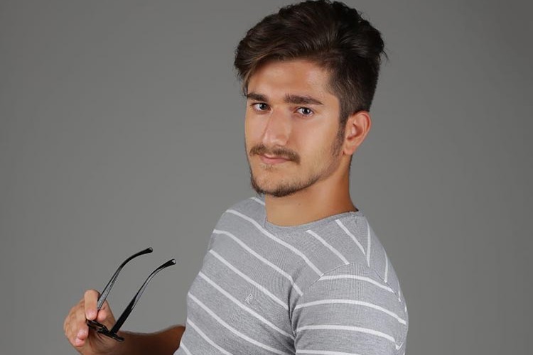 Arabesk Pembe Mezarlık