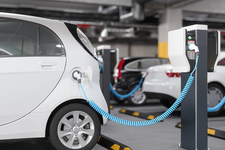 Küresel elektrikli araç satışları yüzde 24 arttı