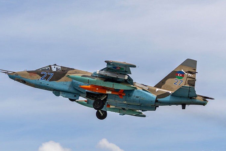 Su-25 savaş uçağına KGK-82 entegrasyonu