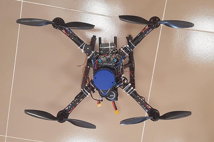 GPS kullanmadan veri aktaran İHA