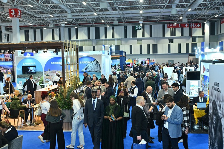 Yüzlerce firmanın yarattığı güçlü ticari hacimle EMITT sona erdi