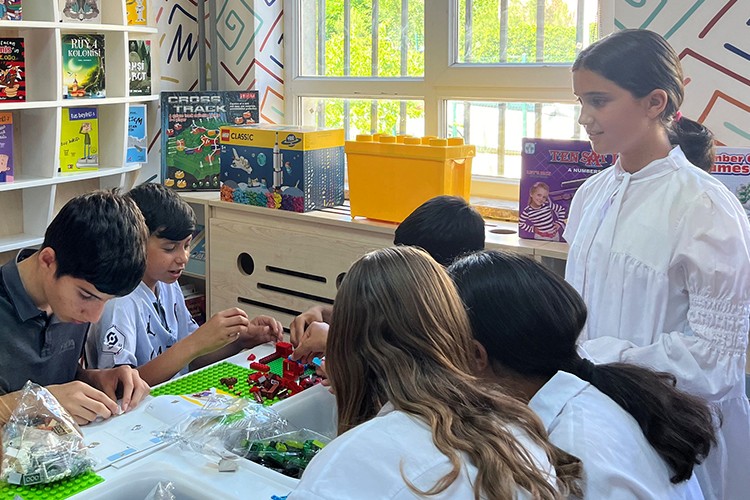 TSKB, depremden etkilenen illerde eğitime desteğini sürdürüyor