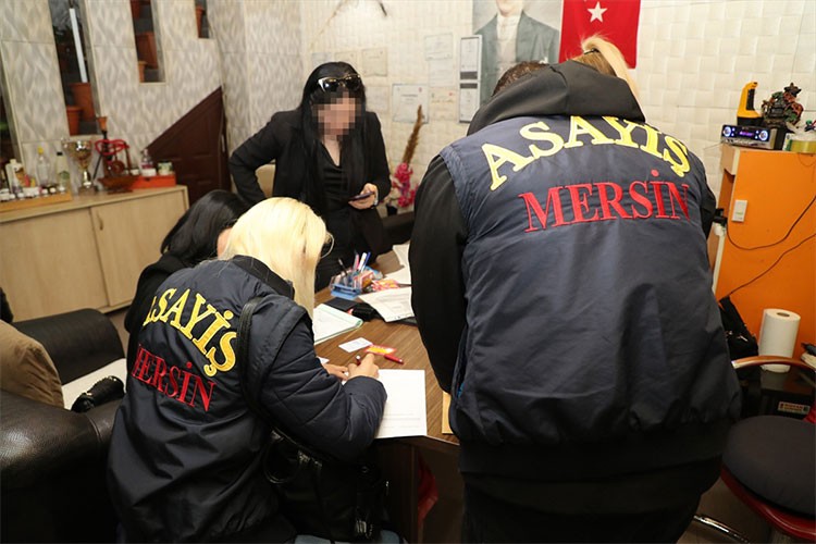 Mersin'de 4 iş yerine 1 milyon 716 bin 410 lira para cezası