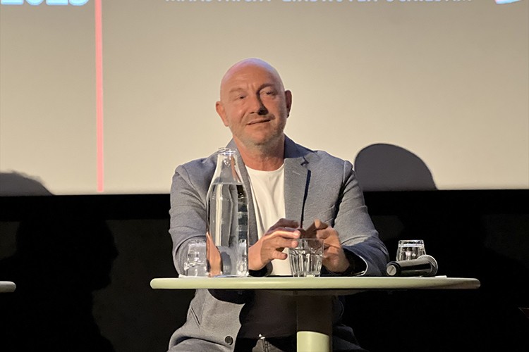 "Sinema, izleyerek öğrenilir"