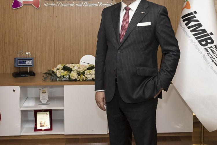 KİMYA SEKTÖRÜNÜN MART İHRACATI 3 MİLYAR DOLARI AŞTI