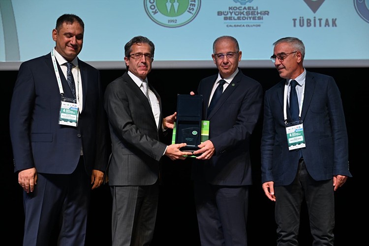 Otomotiv sektörü Kocaeli'de düzenlenen sempozyumda ele alınacak