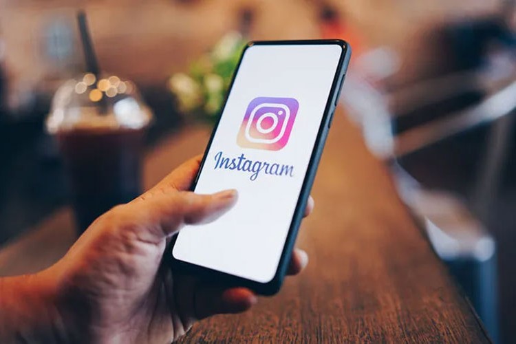 Instagram erişime açıldı