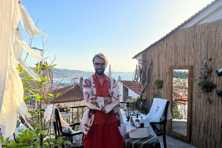 Dünyanın ilk İki Kişilik Teras Restoranı AYVALIK