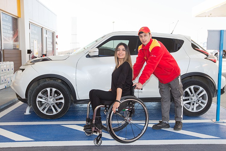 Hayatın her alanında eşitlik ve kapsayıcılık için çalışıyor