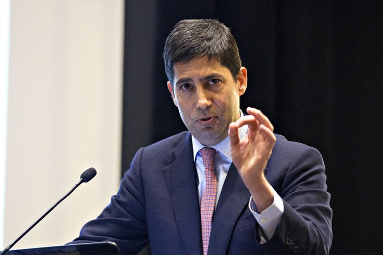 "Para politikasında rejim değişikliği gerekiyor"