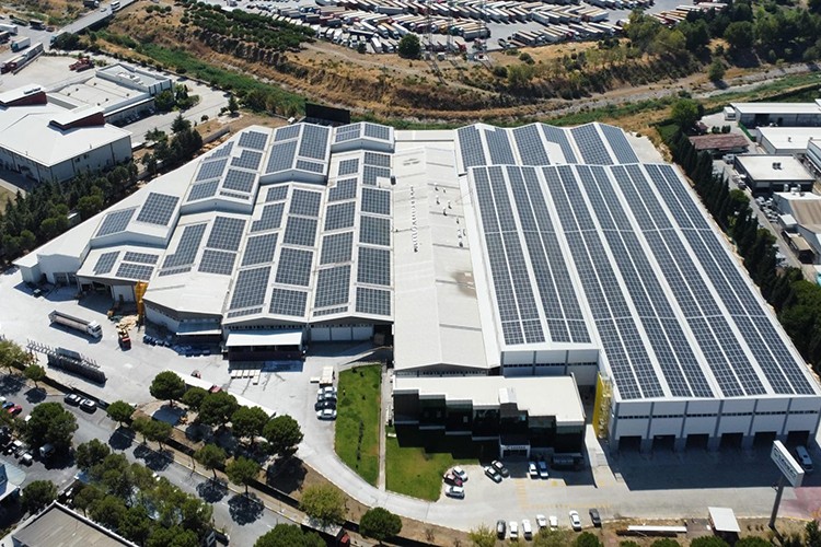 Çağdaş Cam 2025'in dokuz ayında 1,79 milyar TL ciro elde etti