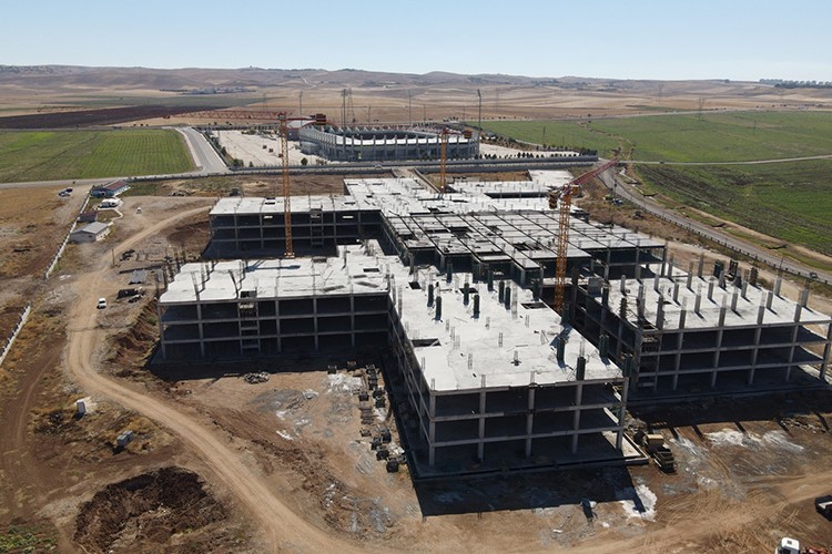 Batman'da 500 yataklı Devlet Hastanesinin yapımı sürüyor