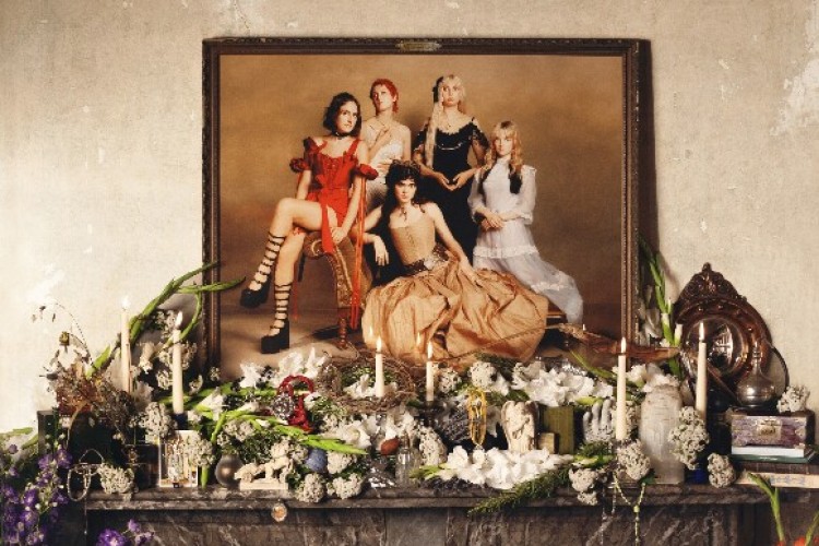 The Last Dinner Party 'Prelude to Ecstasy' Yayında