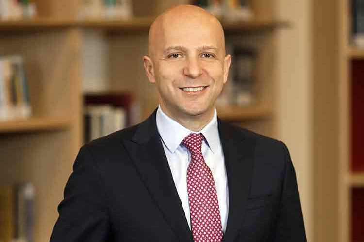 Akbank, KOBİ'lere finansman için yeni bir iş birliğine imza attı