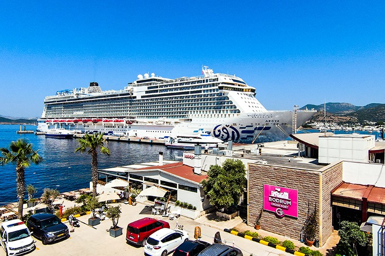Aroya Cruises ilk kez Bodrum Cruise Port'ta