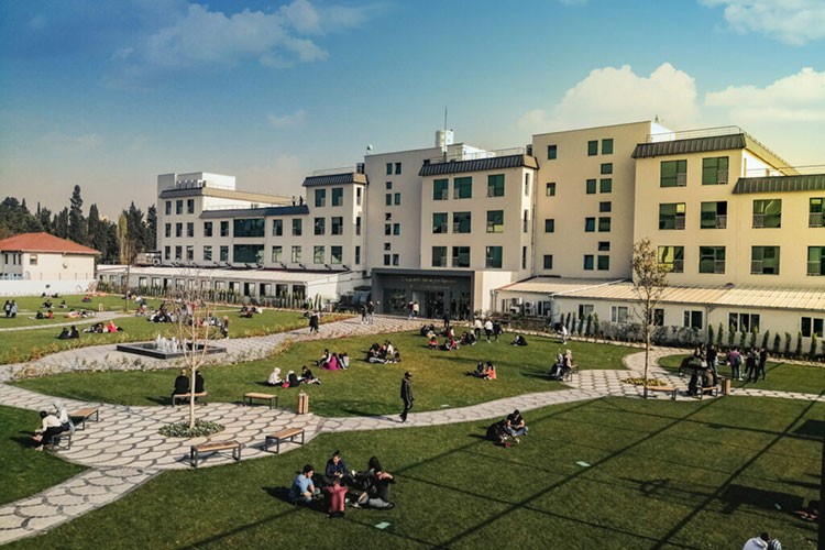 Biruni Üniversitesinin yeni akademik yılı "Gazze" dersiyle başladı