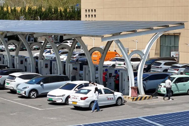Elektrikli araçlar hız kesmiyor: Talep neden artıyor?