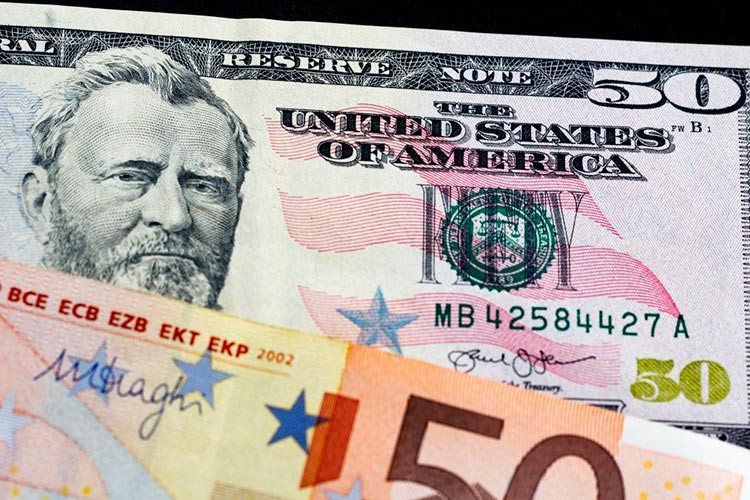 Avro/dolar paritesi 20 yılın en düşük seviyesinde