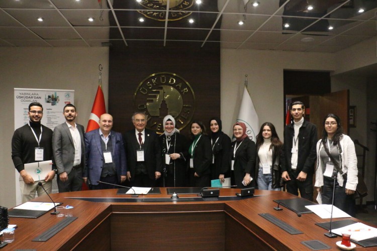 Prof. Dr. Nevzat Tarhan: