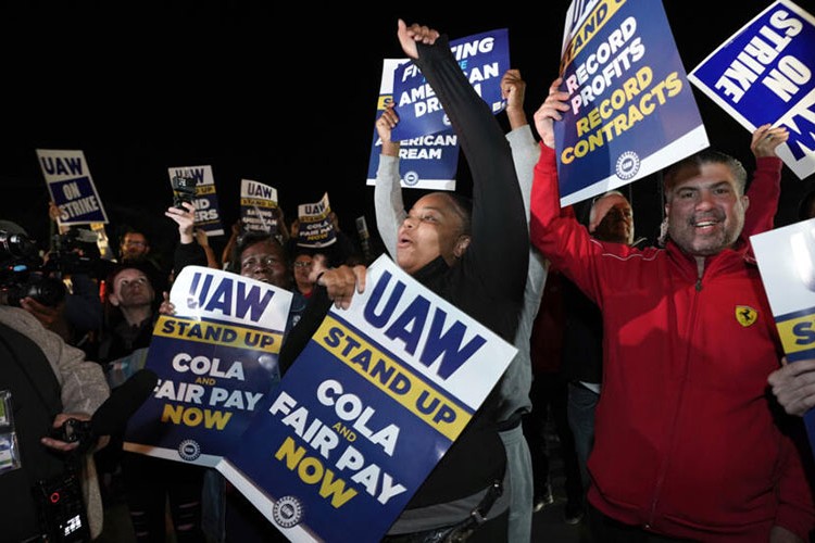 ABD'de otomotiv işçilerinden "grevi genişletme" kararı