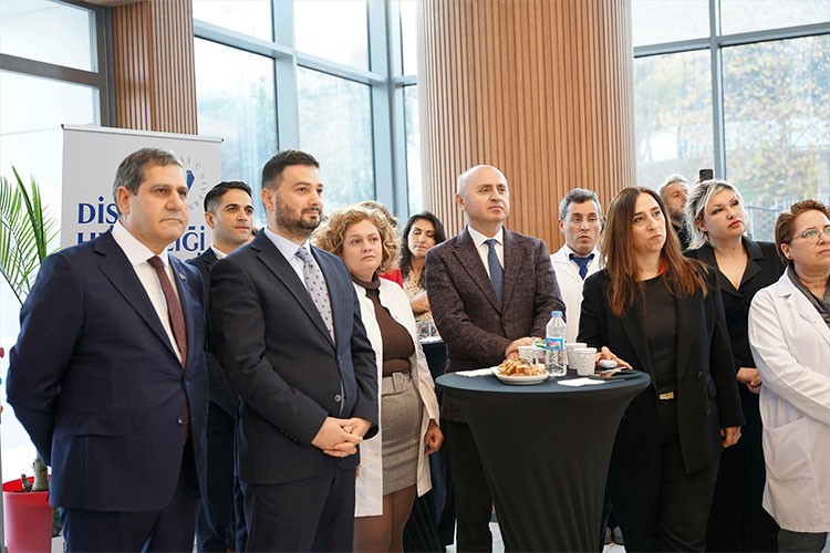 Atlas Üniversitesi Diş Hekimliği Fakültesi Hastanesi açıldı