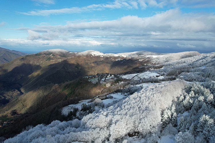 Kastamonu'nun yüksek kesimlerinde kar etkili oldu