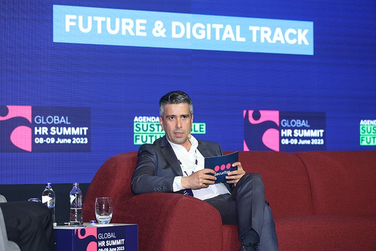 Dijitalleşme katma değerli iş alanları yaratıyor