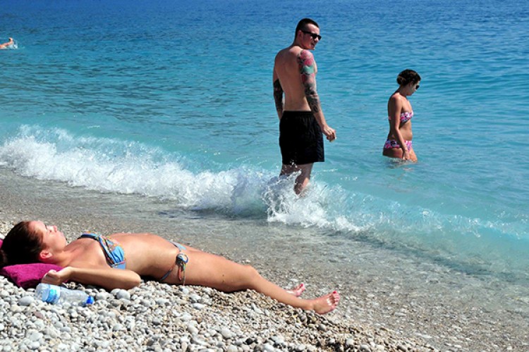 "Turizm sezonu Antalya'da erken başlıyor"