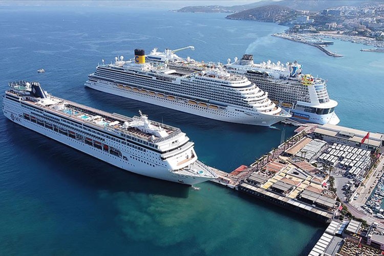 Türkiye limanlarına 6 ayda 490 kruvaziyer gemisi demir attı