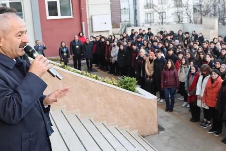 Kaymakam Özyiğit ve Başkan Büyükgöz Fatih Sultan Mehmet Anadolu'da