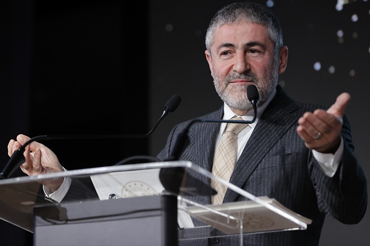 "Enflasyonda en zorlu dönemi geride bıraktık"