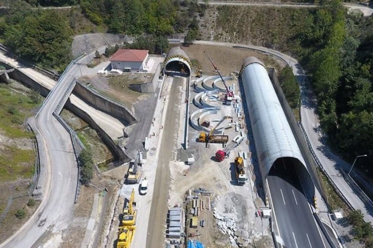 Bolu Dağı Tüneli'ndeki çalışmalar pazar günü bitiyor