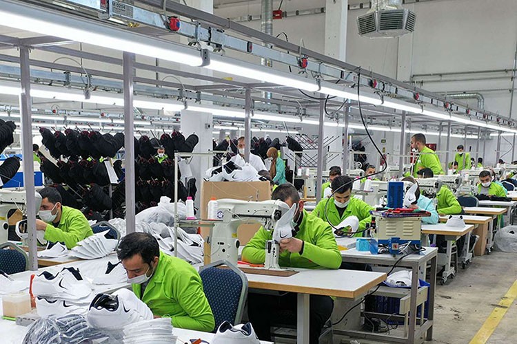 Ücretli çalışan sayısı yüzde 7.4 arttı