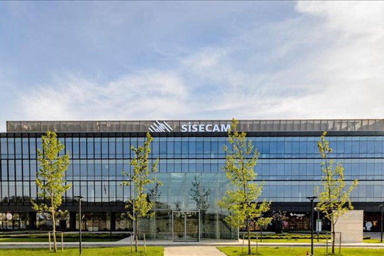 Otomotiv camı üretimine başlıyor