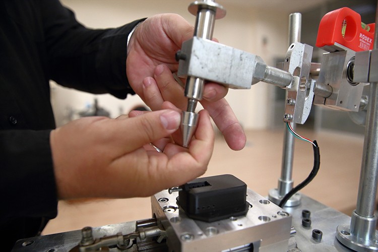 Geliştirilen "aşınma test cihazı" talep görüyor