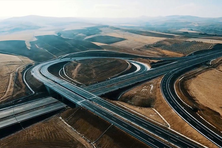 Ankara-Niğde Otoyolu'nu 4 yılda 24 milyon 265 bin araç kullandı