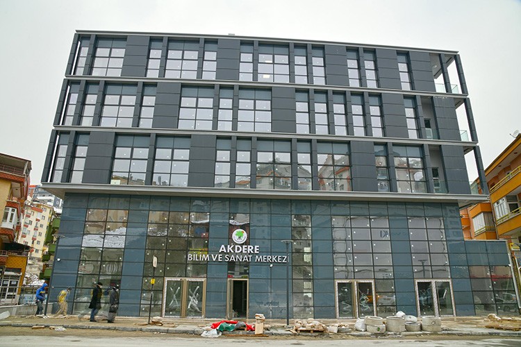 Akdere Bilim Sanat Merkezi açılış için gün sayıyor