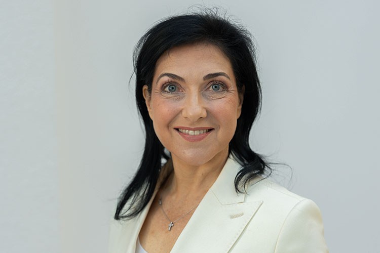 Almanya'nın Ekonomi Bakanı Reiche ticaret anlaşmalarına odaklandı