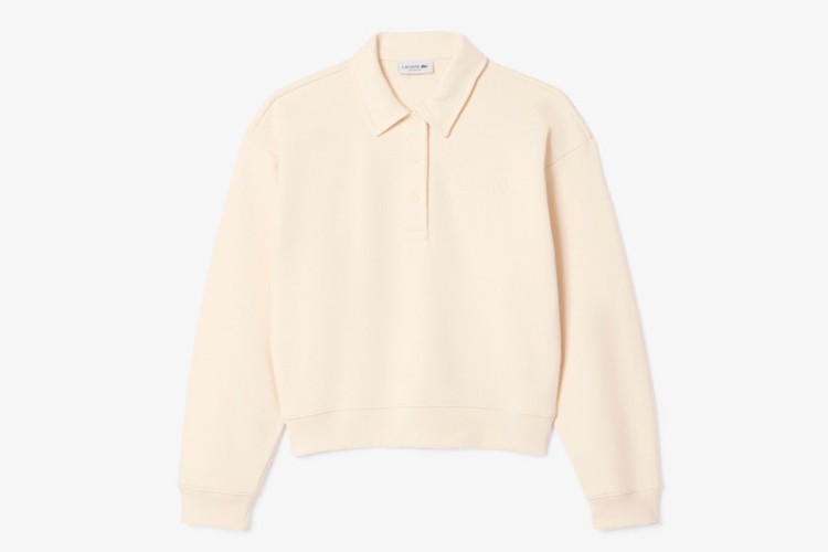 Lacoste'un ikonik pileli zarafetinin modern bir yansıması