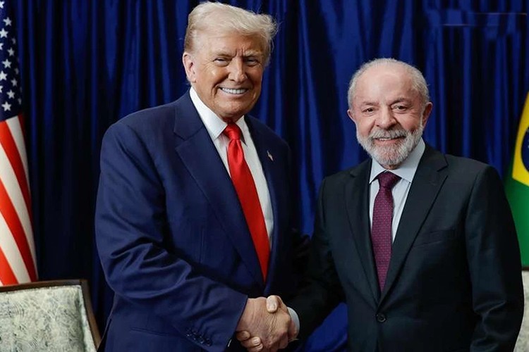 Trump bazı Brezilya ürünlerine tarifeyi kaldırdı