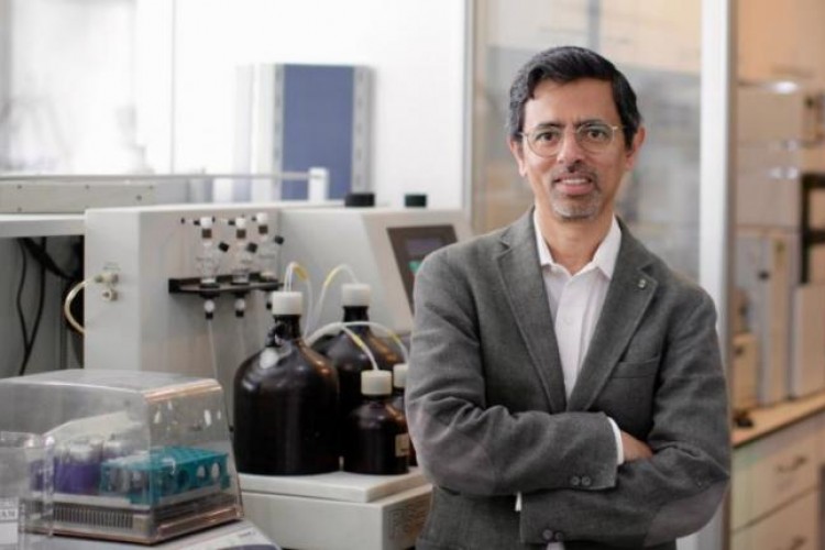 Boğaziçi'nin Başarılı Kimya Profesörü Birleşik Kraliyet Bilimler Akademisi'nde!