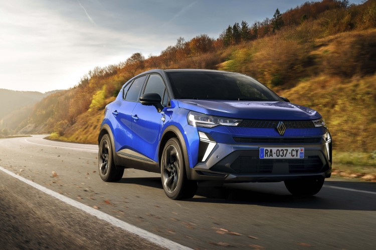 YENİ RENAULT CAPTUR'UN DÜNYA LANSMANI GERÇEKLEŞTİRİLDİ